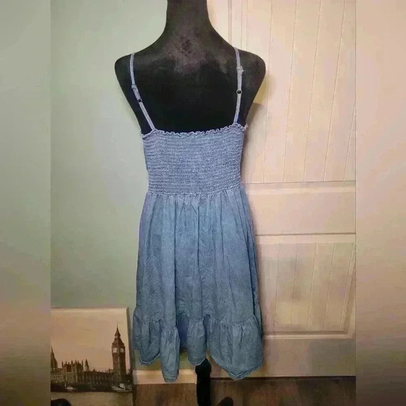 Japna button up woman's dress size medium 100% cotton - Picture 2 of 3